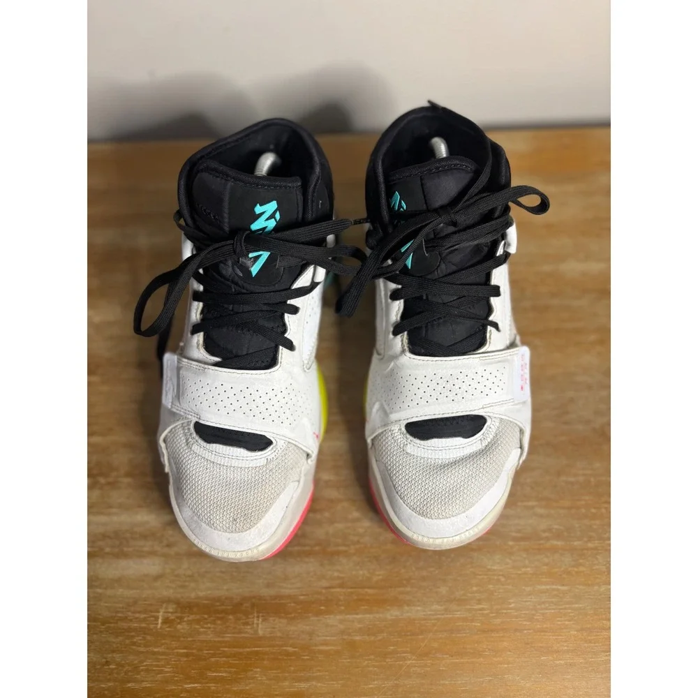 Jordan Zion 2 Dynamic Turquoise White Black DO9161-107 Mens Size 9.5